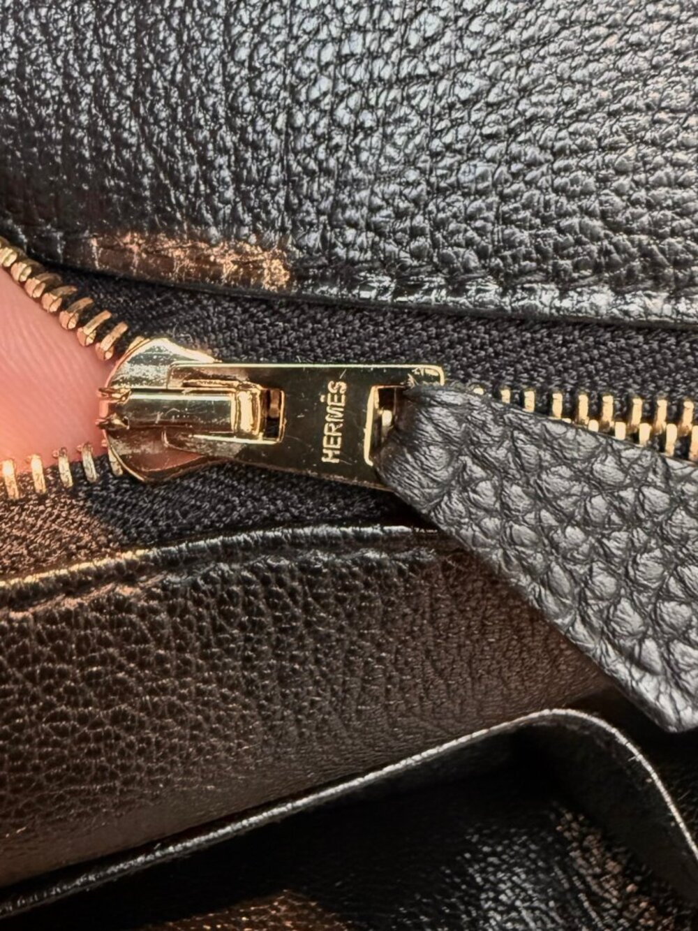 Hermès 2018 Black Togo Birkin 35 Bag - Picture 9 of 16
